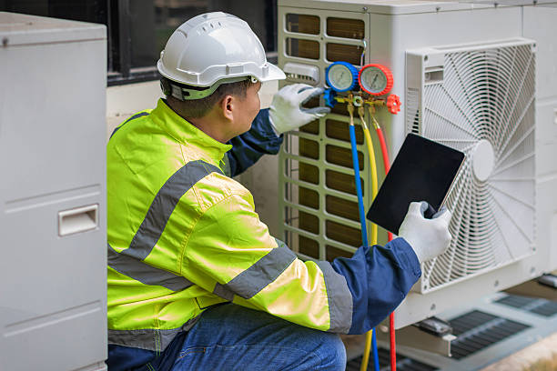 Professional Emergency Hvac Repair technician working in Glenville, PA